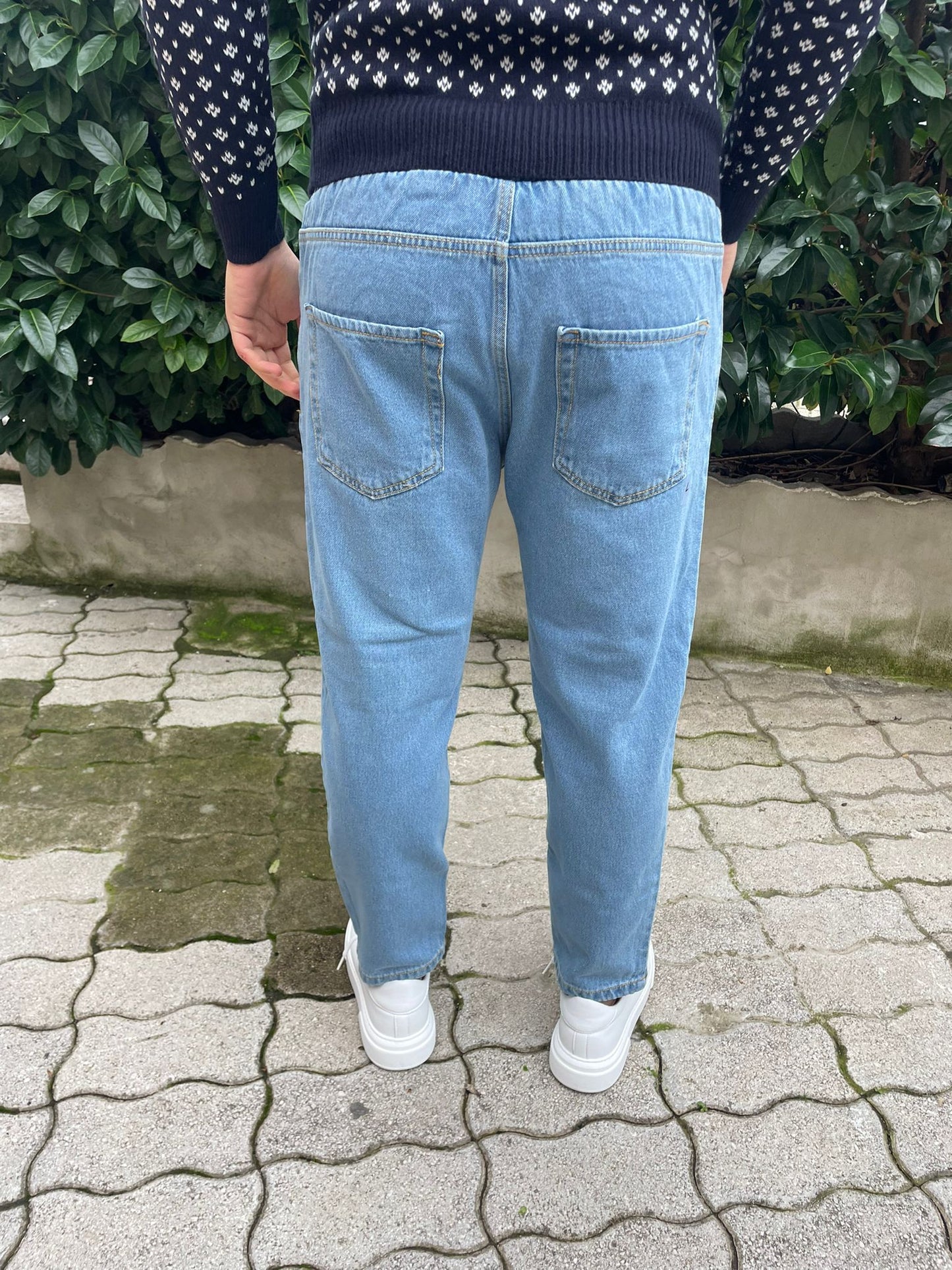 Jeans con elastico in vita